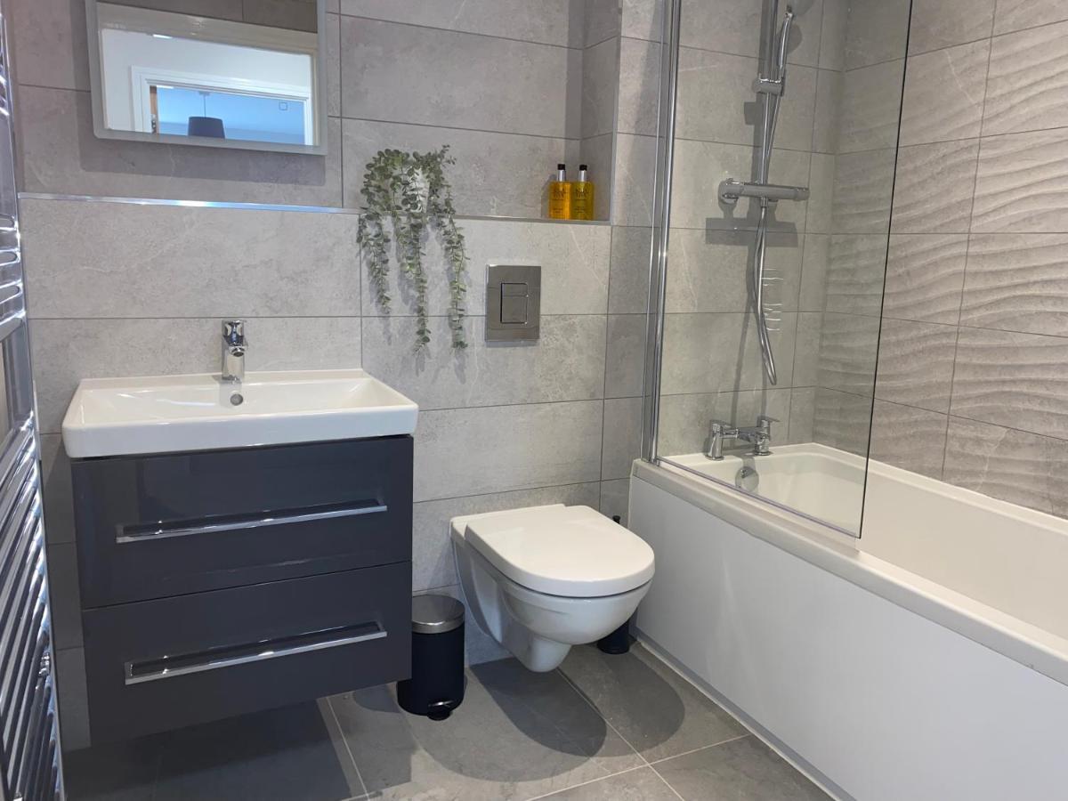 Roomotel - Oakview Moseley Бирмингем Экстерьер фото